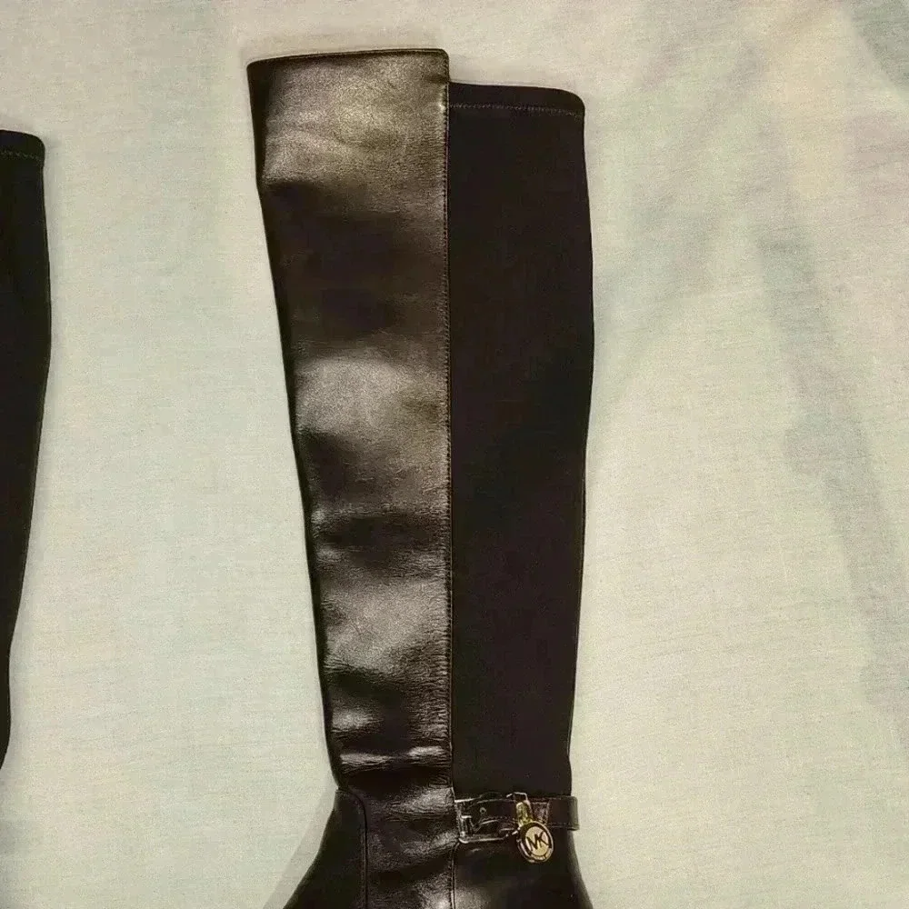 MICHAEL KORS WOMEN'S BROWN AND GOLD RIDING BOOTS NWOB